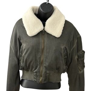 FOREVER 21 Oil Wash Cropped Bomber Jacket Women’s Medium NWT